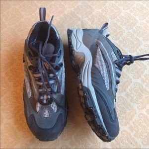 Columbia titanium hiking shoes